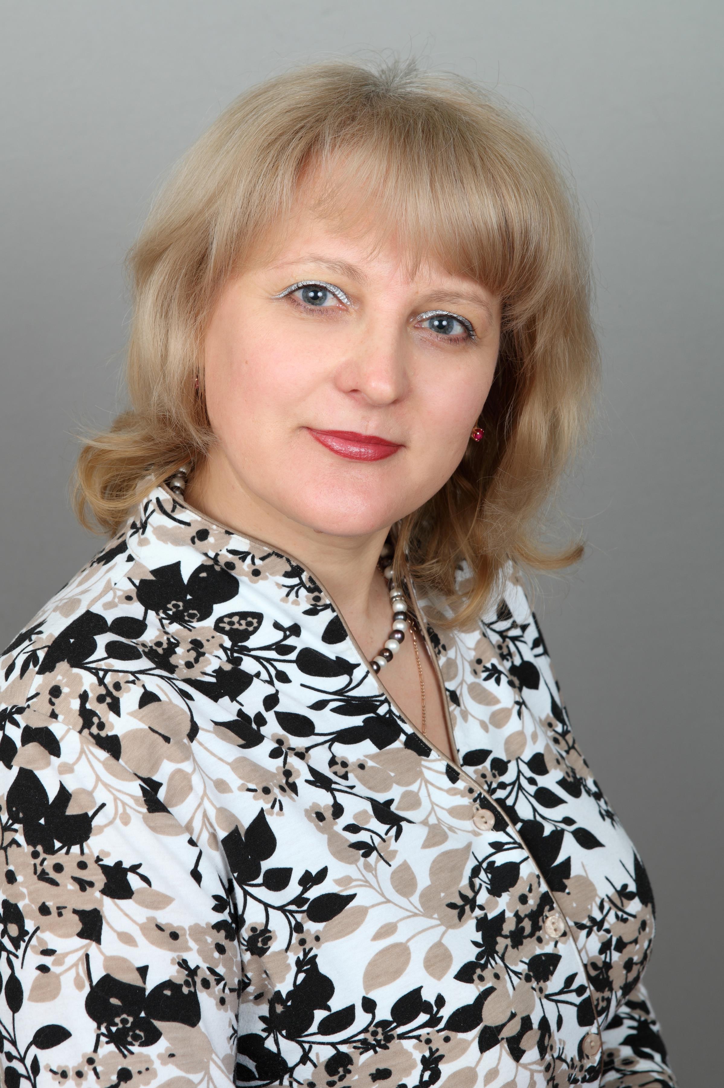 Лапшина Елена Вячеславовна.